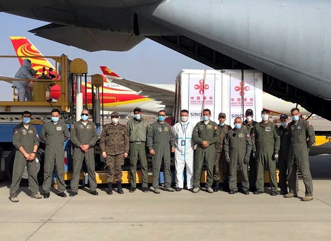 رئاسة الجمهورية تعلن غدا الخميس وصول 200 ألف جرعة صينية من لقاح كورونا