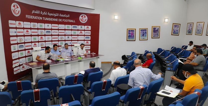 سحب قرعة دورة الباراج المرشحة إلى الصعود للرابطة المحترفة الأولى