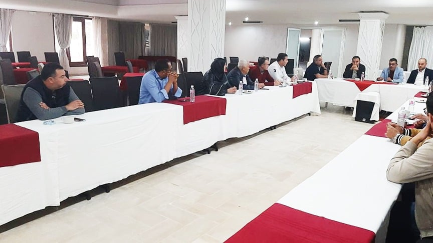 جلسة عمل لحل مشاكل أصحاب مصانع تعليب الزيت النباتي المدعم