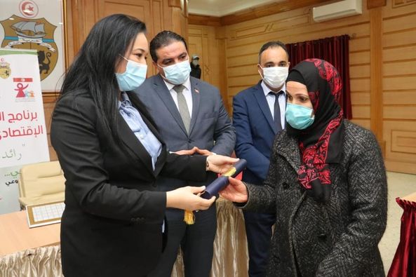 وزيرة المرأة تسلّم في بن عروس دفعة جديدة من إشعارات تمويل المشاريع النسائية