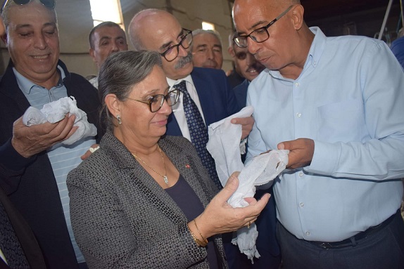 الشركة الوطنية لعجين الحلفاء والورق بالقصرين تستأنف نشاطها بعد توقف دام 3 سنوات