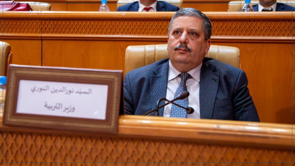 وزير التربية يتحدث عن  مراجعة الزمن المدرسي والبرامج التعليمية.