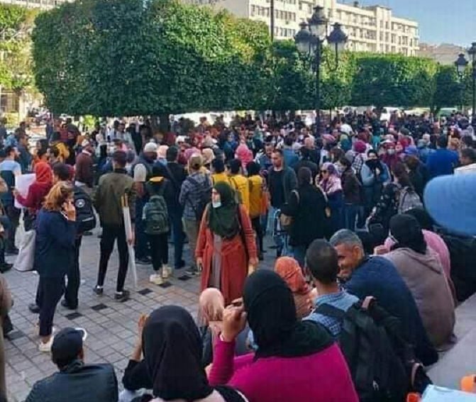 الأمن يمنع محتجين من أصحاب الشهائد العليا من تنظيم مسيرة بالعاصمة؟