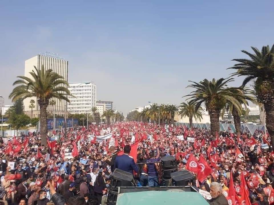 العاصمة : الغنوشي يوجه رسائل طمأنة أمام حشود كبيرة لأنصار حركة النهضة