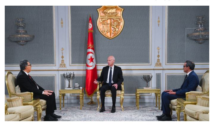 رئيس الجمهورية يلتقي رئيس البرلمان ورئيس مجلس الجهات والاقاليم