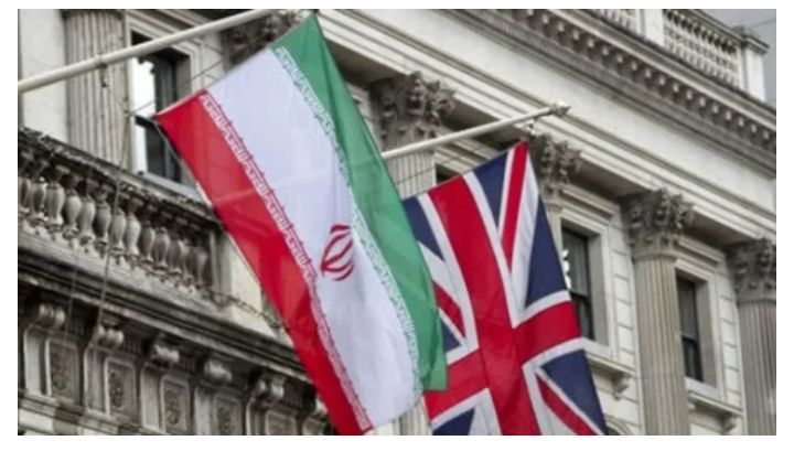 بريطانيا تسحب طاقمها الدبلوماسي من إيران..