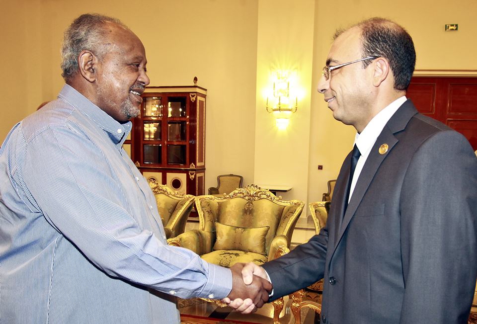 Le Président Djiboutien recevant Anis Jaziri.jpg
