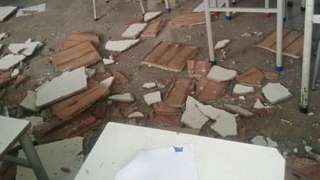 تضرّر تلاميذ من سقوط سقف قاعة بمدرسة الكرم : المدير يعترف والمندوبة تنفي فأيّهما نصدّق ؟؟؟