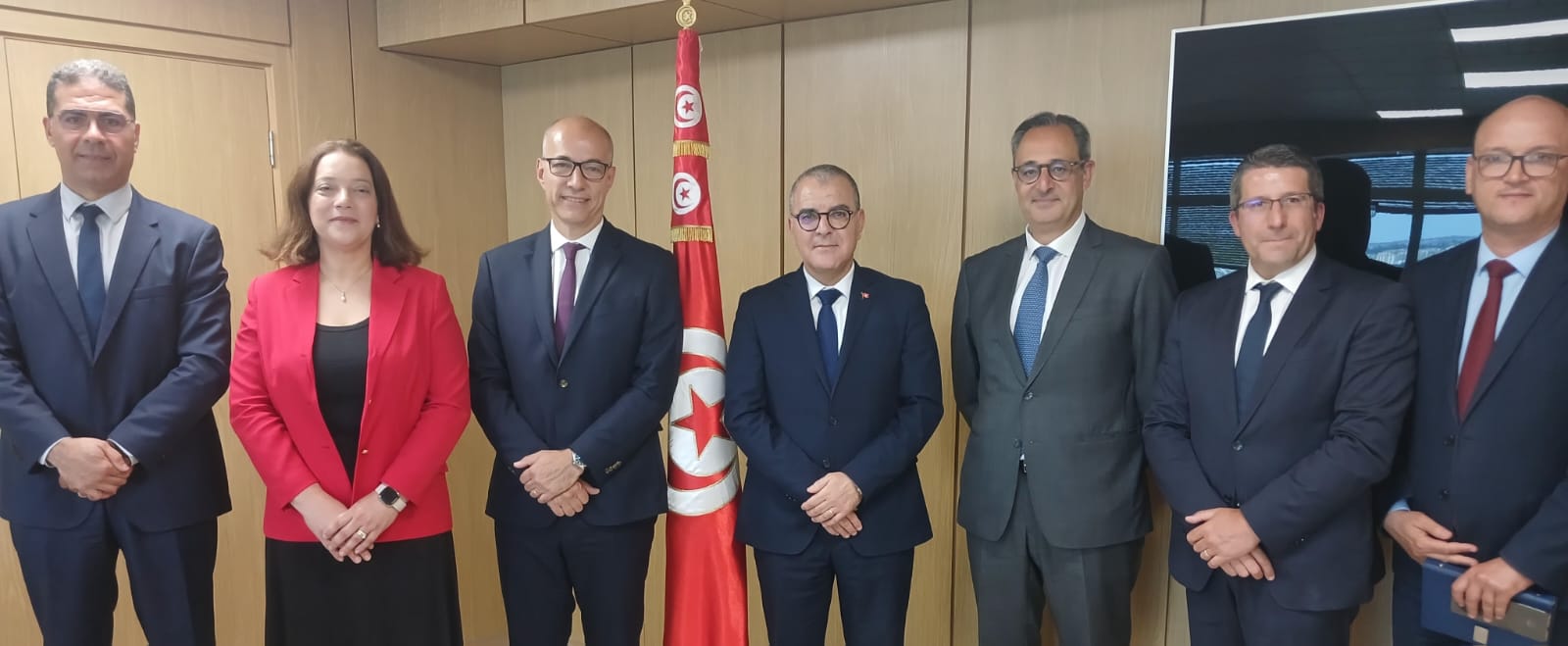 وزير الإقتصاد يلتقي بمدير مجمع Safran العالمي لصناعة مكونات الطائرات