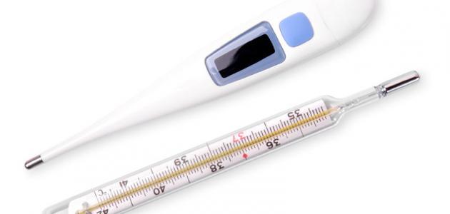 تونسي مقيم بالخارج يهدي كميات من أدوات قيس الحرارة  إلى المدارس الإبتدائية " الفقيرة "  