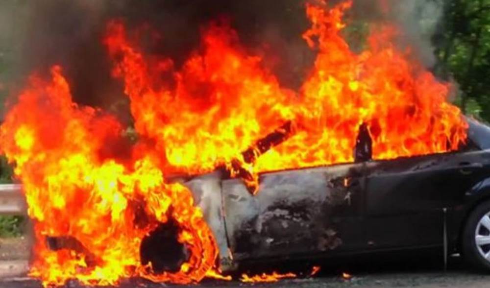 سيدي بوزيد: عنفوه حتى الموت ثم أحرقوه في سيارته