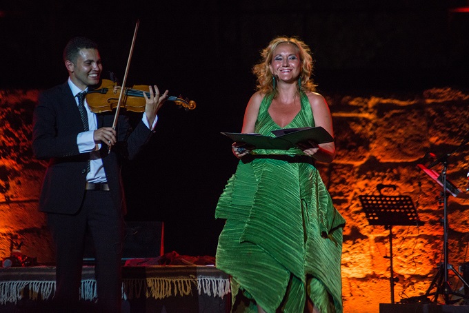 جاسر الحاج يوسف في مهرجان قرطاج الدولي : نابغة موسيقية اعترف بها العالم