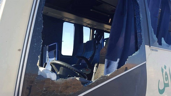 قفصة : حادث اصطدام شاحنة فسفاط بحافلة يُسفر عن وفاة شخص وبتر يد فتاة
