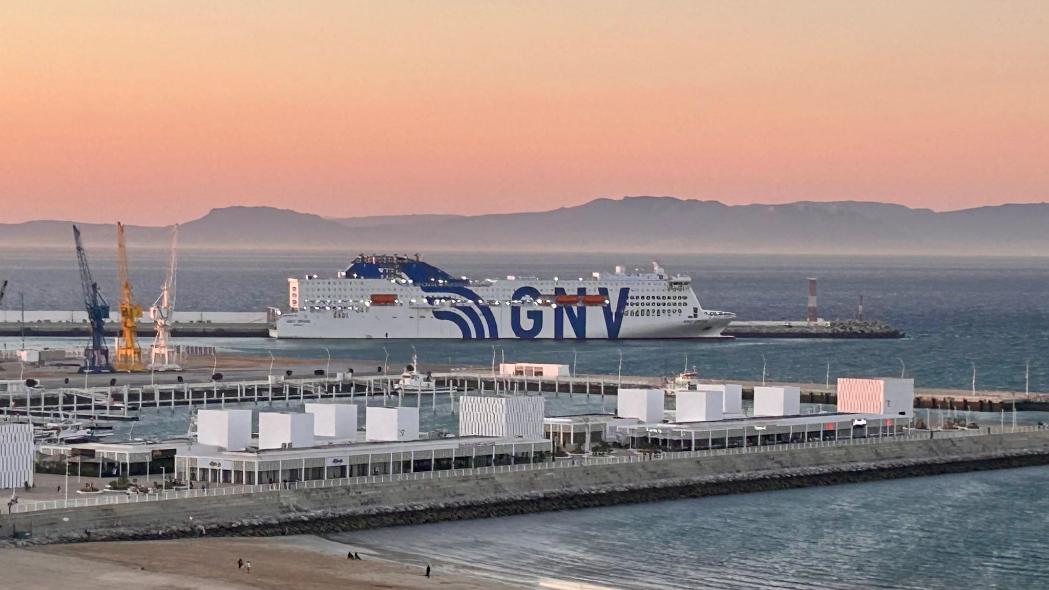 شركة الملاحة الإيطالية GNV تطلق خط مباشر بين تونس وروما