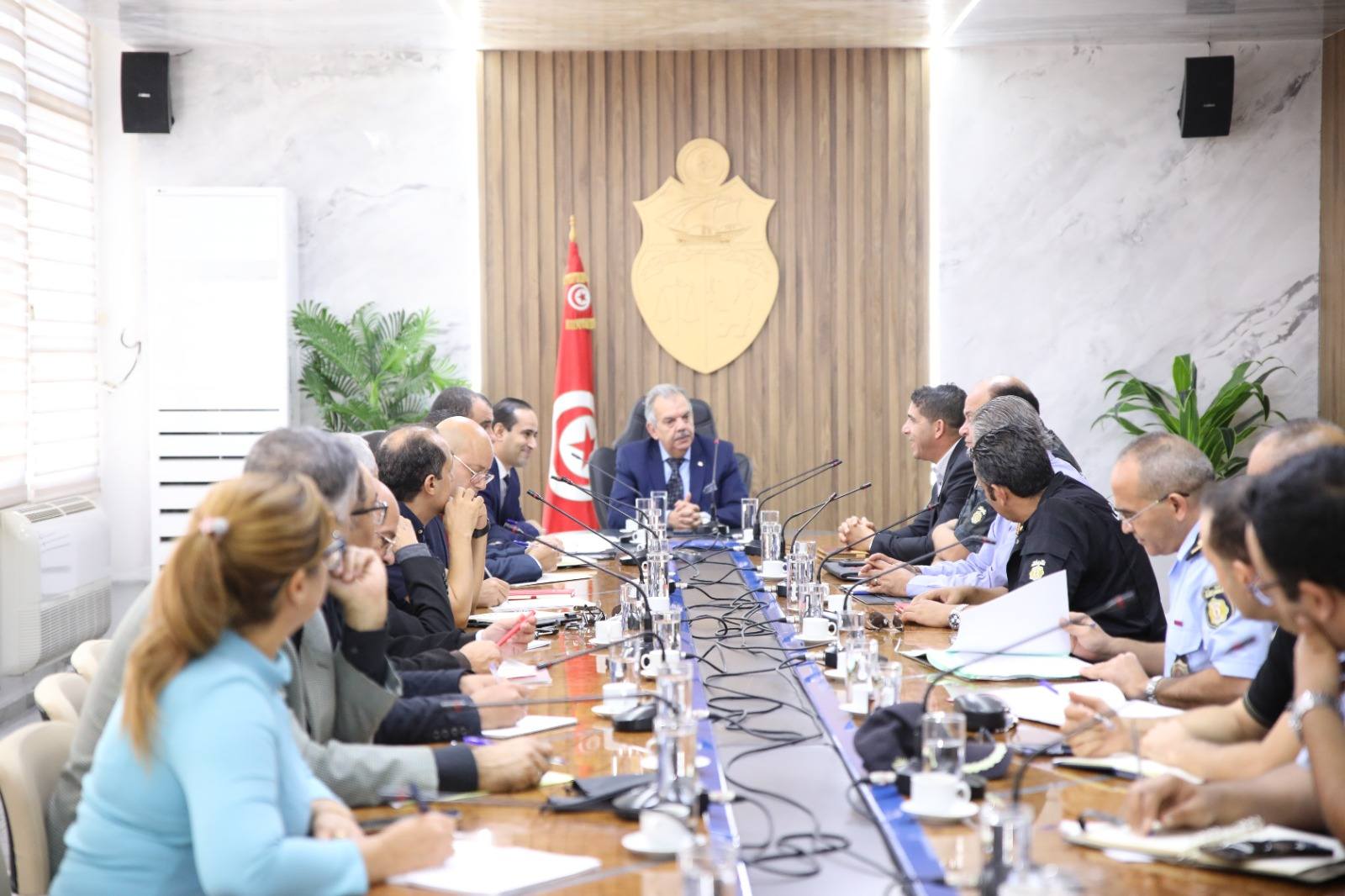 اتخاذ جُملة من القرارات  للحدّ من العُنف في الملاعب وتأمين المُباريات: