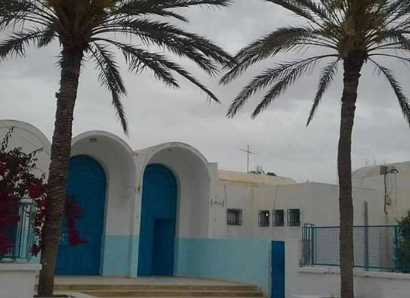 حادثة غريبة/ تأجيل اختبارات اليوم الأوّل من الأسبوع المغلق بهذا المعهد