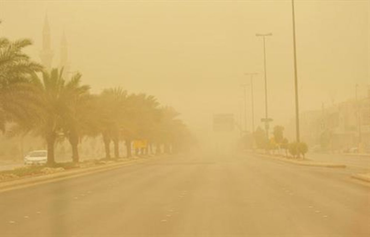 هبوب رياح رملية بعدد من الجهات: إدارة الحرس الوطني تصدر بلاغا