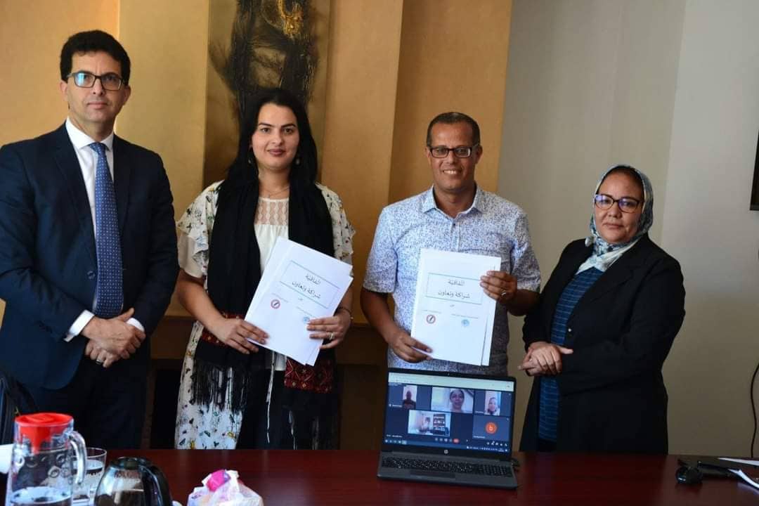 المغرب : توقيع اتفاقية شراكة وتعاون بين جمعية التربية على وسائل الإعلام و جمعية إعلاميّي عدالة