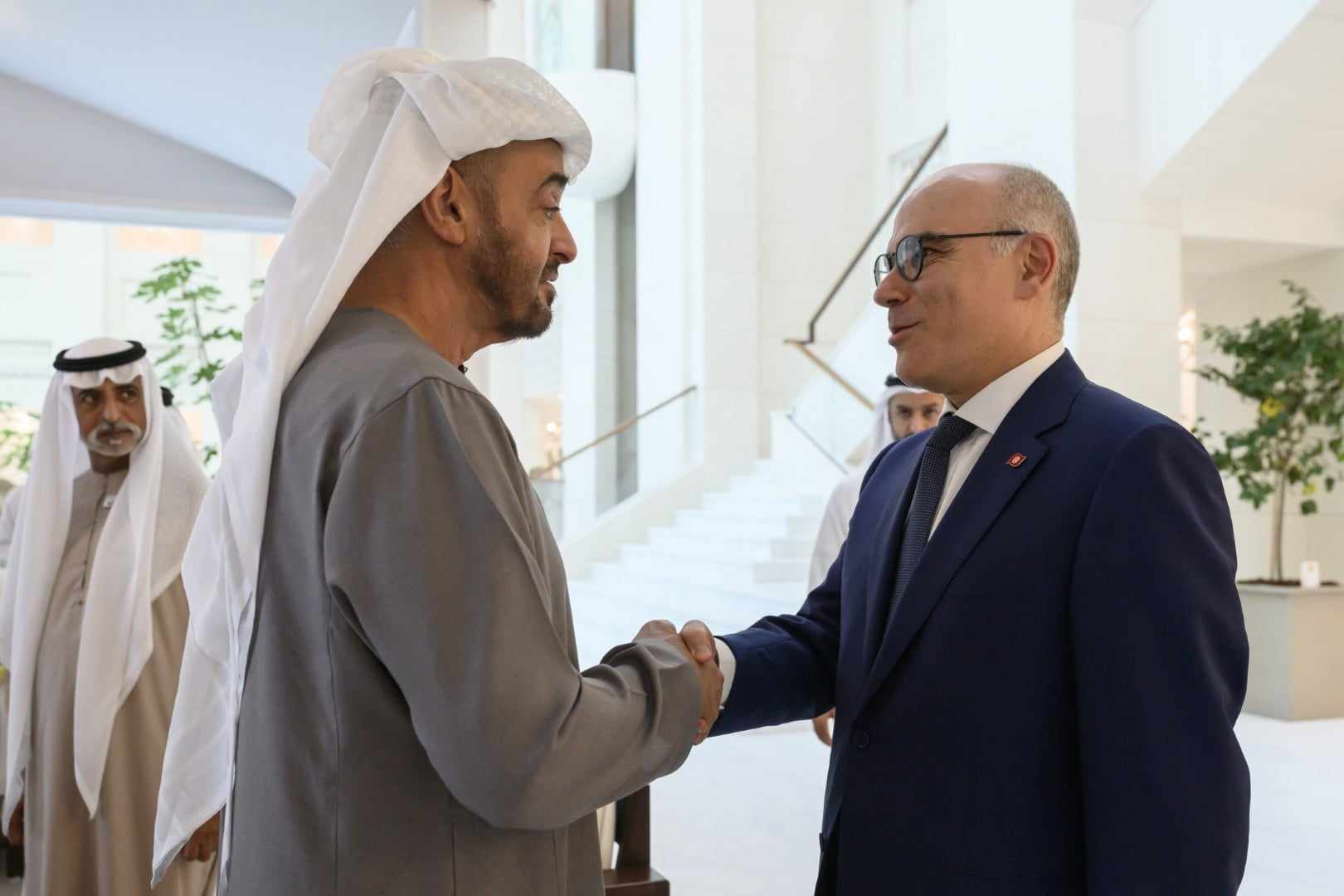 تعزيز التعاون بين تونس والإمارات