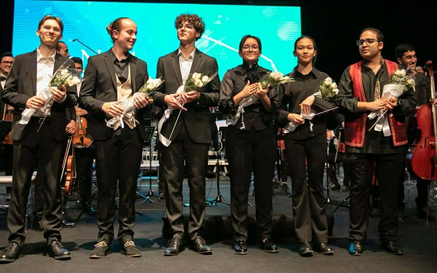 في حفل بهيج للعازفين الشبّان: هارون القروي يتألّق في"ليلة القادة الشبّان"