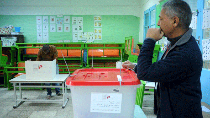 الرئاسية : أعلى نسبة إقبال في قبلي ... و " الباجية " يقاطعون الإنتخابات