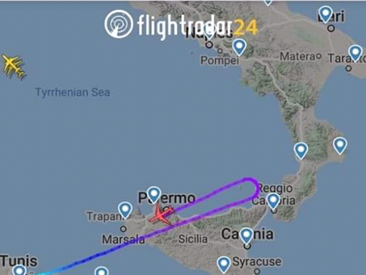 طائرة تونسية تقلع في اتجاه الصين ثم تعود أدراجها .. الأسباب