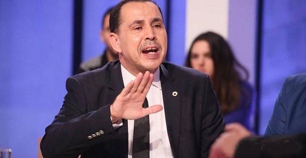فرع تونس للمحامين ينبّه على المحامي عبد العزيز الصيد بعدم التدخّل إعلاميا في الخلاف بين النقابتين وسامي الفهري