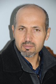 العجمي الوريمي ينفي تعيين شقيقه معتمدا