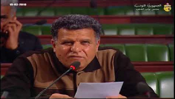 بسبب قطع الكهرباء منذ 17 يوما : نائب بالبرلمان يدخل في اعتصام بمقر معتمدية الهوارية
