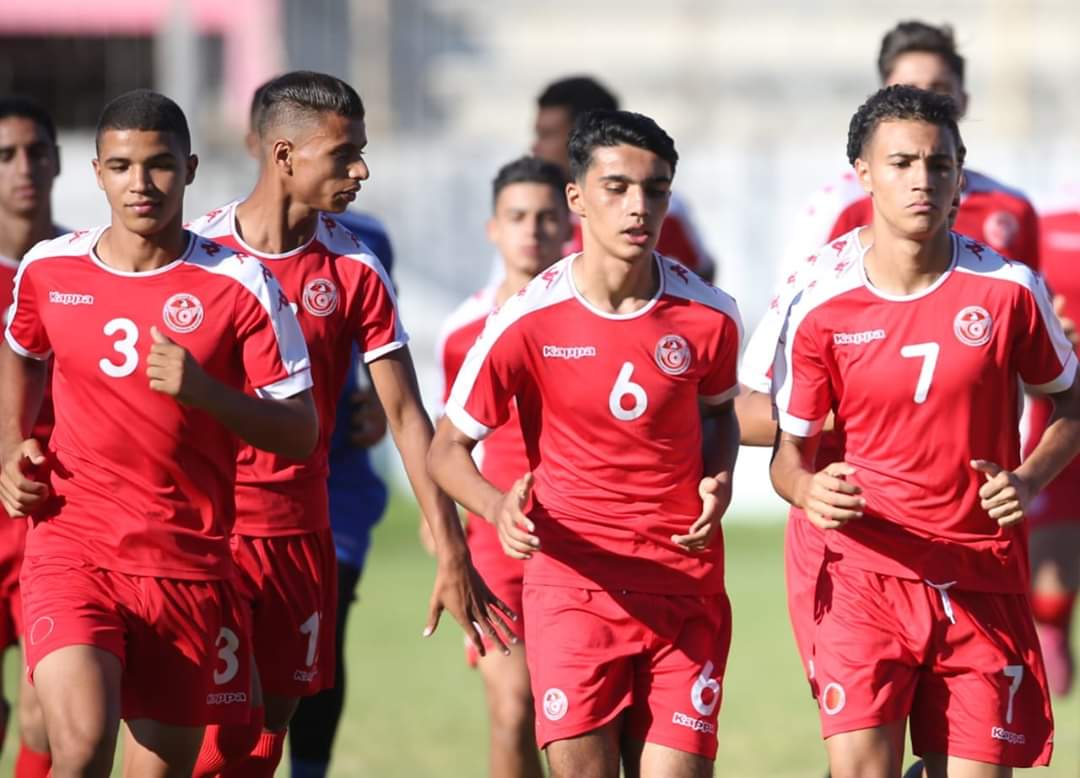 تربص منتخب الأصاغر: حصة صباحية «بدنية» وأخرى بعد الظهر «فنية»