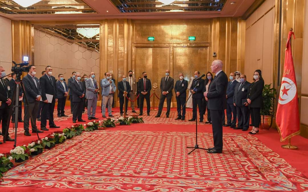 قطر : سعيد يجتمع مع أفراد من الجالية التونسية بالدوحة