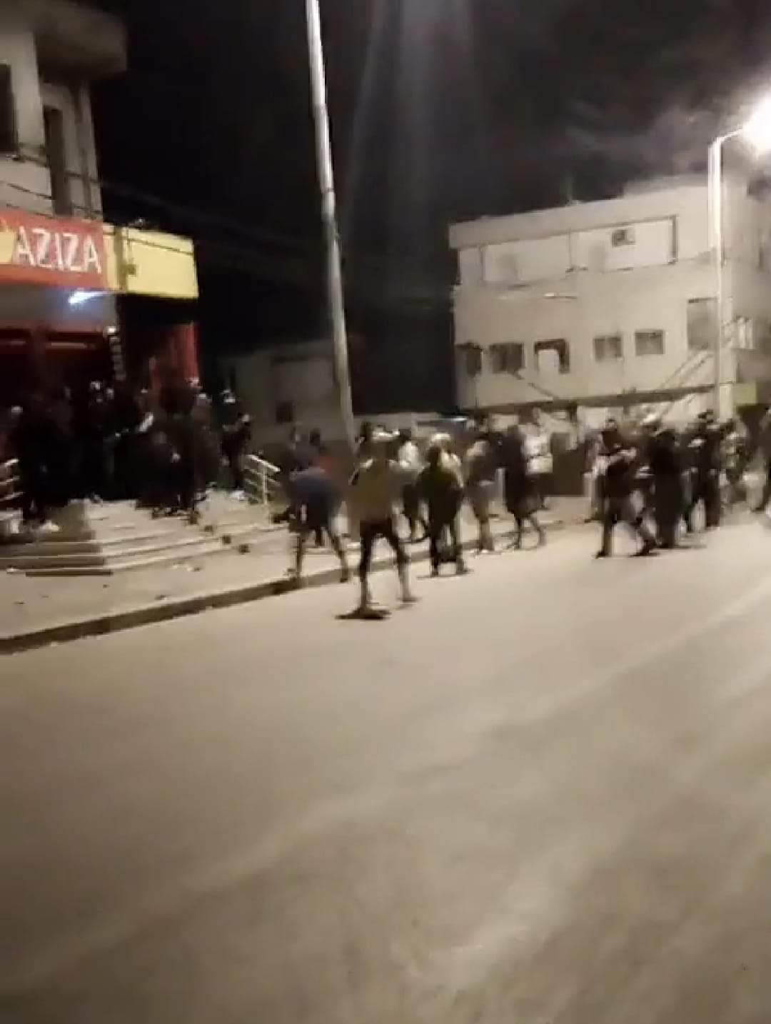 حتى لا تتحول السرقات وأعمال النهب إلى نضال !