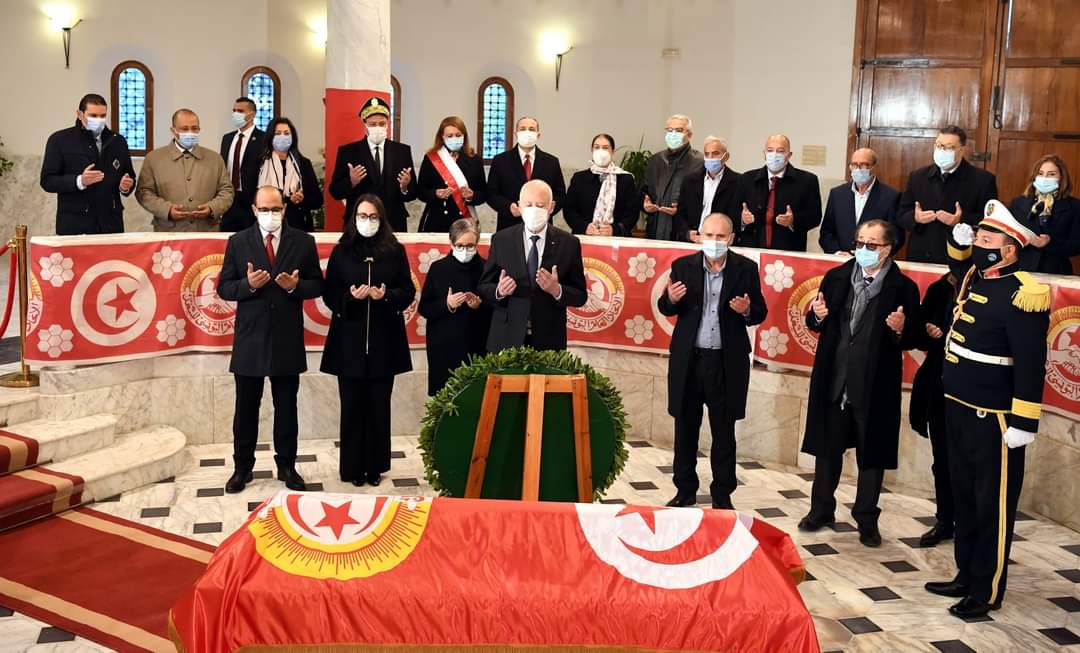 رئيس الدولة يشرف على موكب إحياء ذكرى اغتيال فرحات حشاد