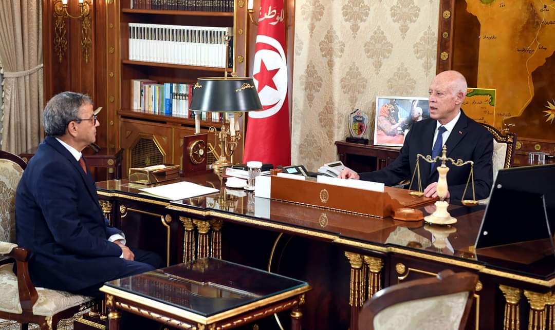 التمويل الخارجي للجمعيات. محور لقاء رئيس الجمهورية بمحافظ البنك المركزي 