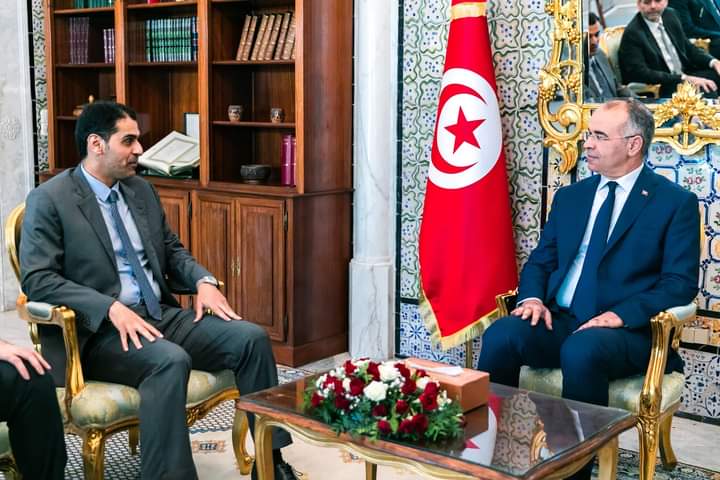 رئيس الحكومة يستقبل نائب رئيس مجلس إدارة مجموعة 'أوريدو' العالمية