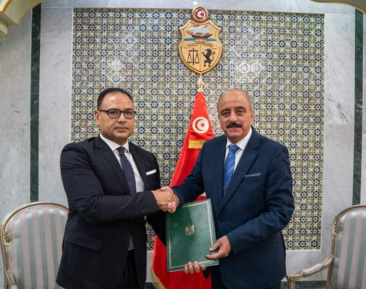وزير الخارجية يستقبل السفير المصري الجديد بتونس