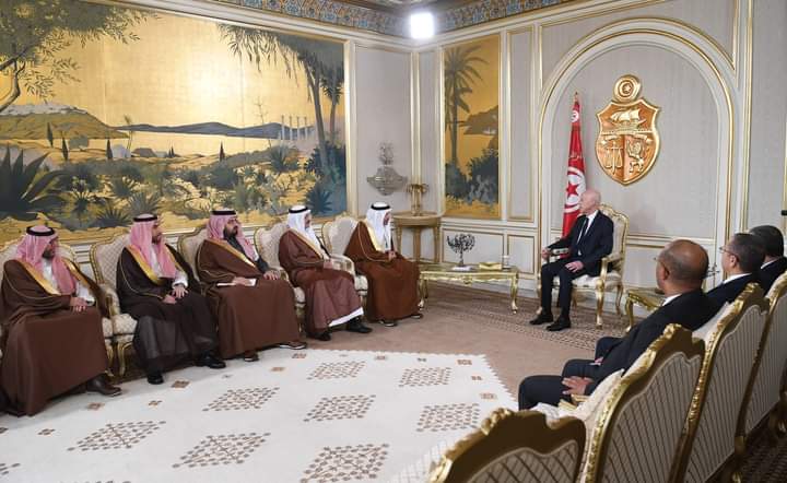 رئيس الجمهورية يستقبل وزير الاستثمار السعودي