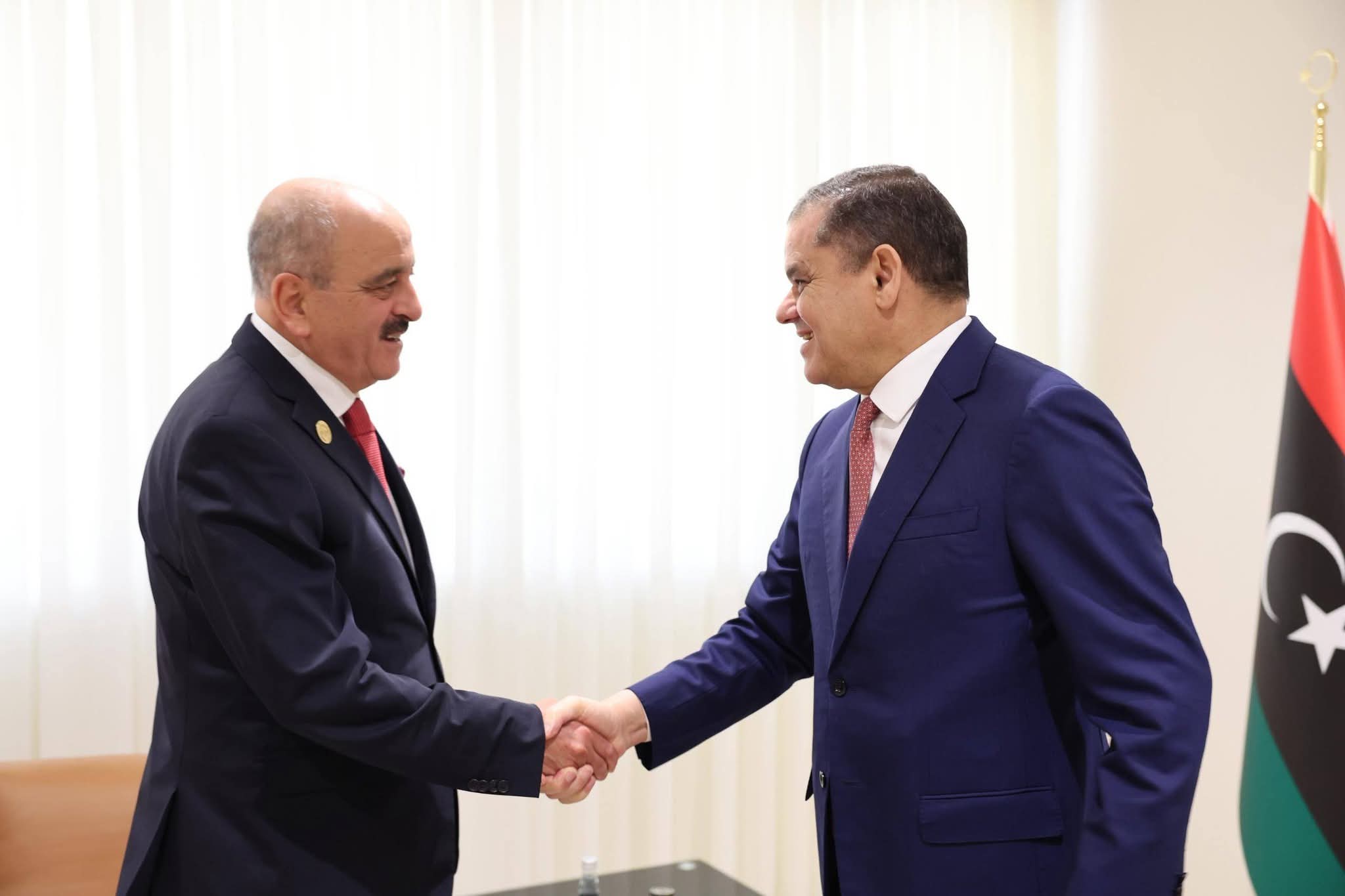 رئيس حكومة الوحدة الوطنية الليبية يستقبل وزير الخارجية التونسي 