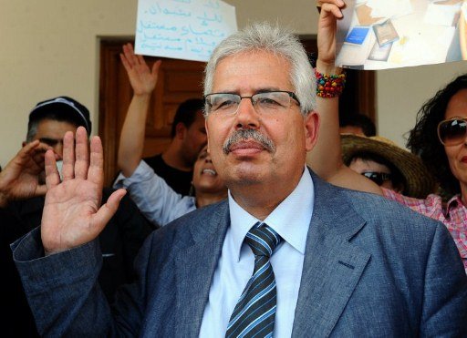 بعد طرده من المسار ... هل سيواصل عميد المطبّعين تسيير إحدى أعرق الجامعات التونسية ؟