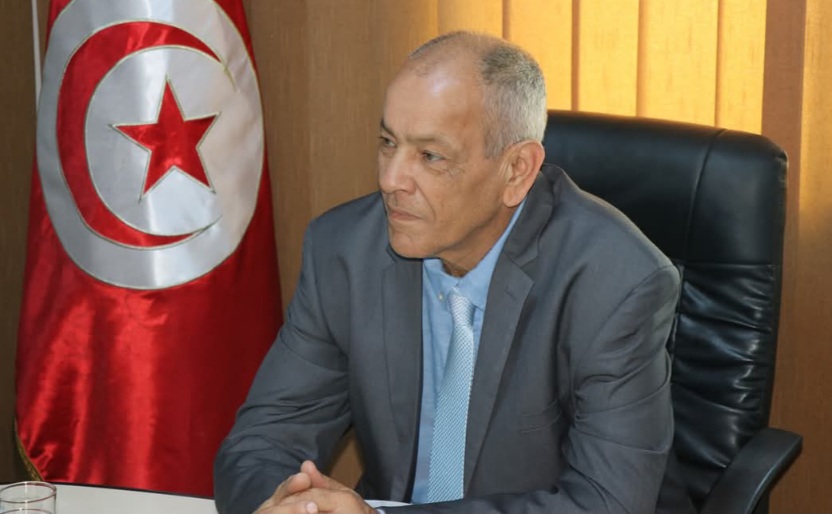 وزير البيئة يعطي إشارة انطلاق تركيز 400 مدرسة بيئية بكافة الولايات