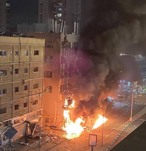 انفجارات تهز تل أب..يب..وانقطاع التيار الكهربائي