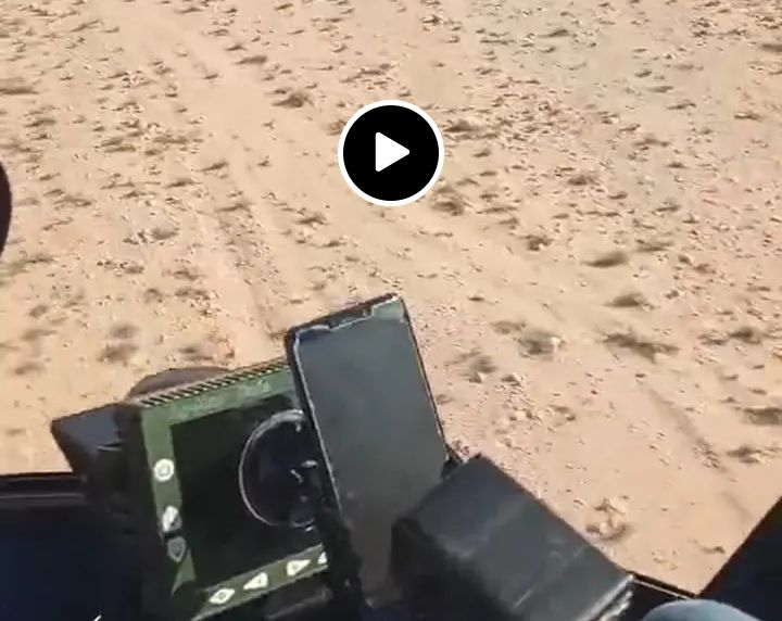 بالفيديو/مداواة الجراد بالطائرات بالجنوب التونسي