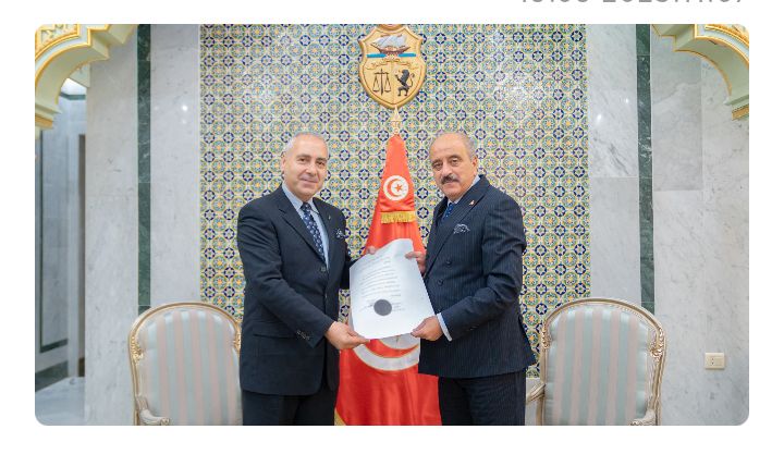 وزير الخارجيّة يتسلّم نُسخة من أوراق اعتماد السفير اللبناني الجديد