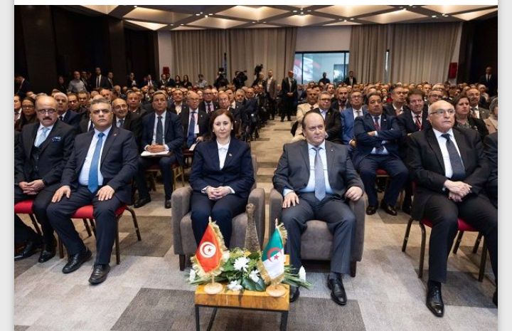 توقيع 7 اتفاقيات بين تونس والجزائر..هذه تفاصيلها 