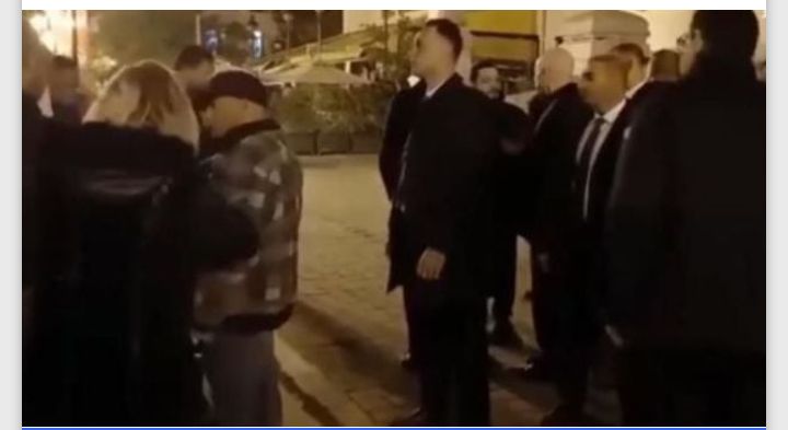 رئيس الجمهورية في شارع الحبيب بورقيبة فجر يوم الإحتفال بعيد الثورة15