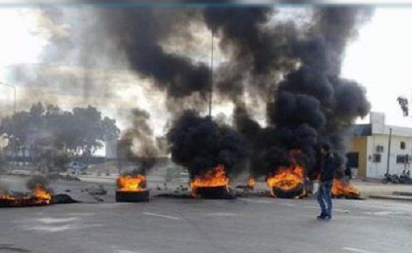 تجدد الاحتجاجات في القصرين وتدخل الأمن بواسطة الغاز المسيل للدموع في جلمة