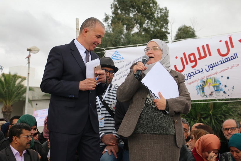 النائبة كلثوم بدرالدين للمهندسين : كافة رؤساء الحكومة كانوا مثلكم مهندسين وأستغرب لماذا أنتم إلى اليوم " صابرين " ؟