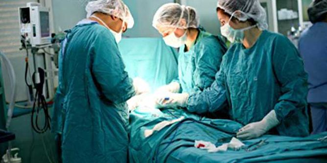 خطير ومفزع ولا يحتمل السكوت : 81 بالمائة من الأطباء التونسيين هاجروا وهربوا من البلاد فإلى أين نسير ؟