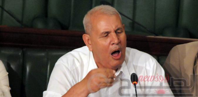 مصطفى بن أحمد : " عن أي نداء تتحدّثون والشقّ الأكبر منه التحق بكتلة الإئتلاف الوطني ؟ "