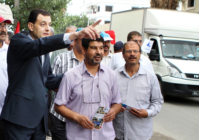 حركة النهضة تستمع الى مشاغل المواطنين في برزج الوزير 